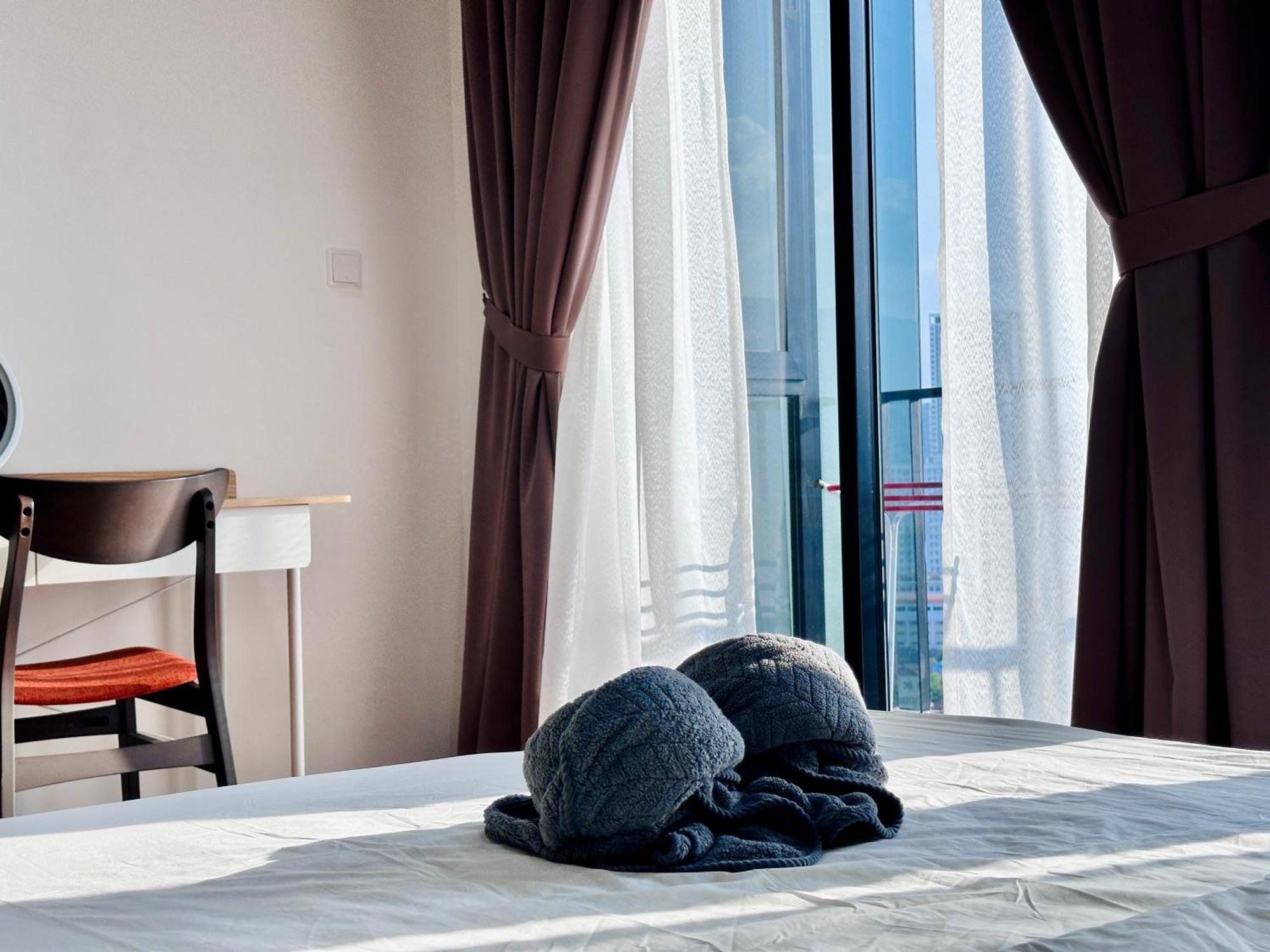 New 2Br Georgetown Warm And Lovely Homestay 10Pax-无敌美景两房民宿 Beacon Executive Suite Exteriör bild