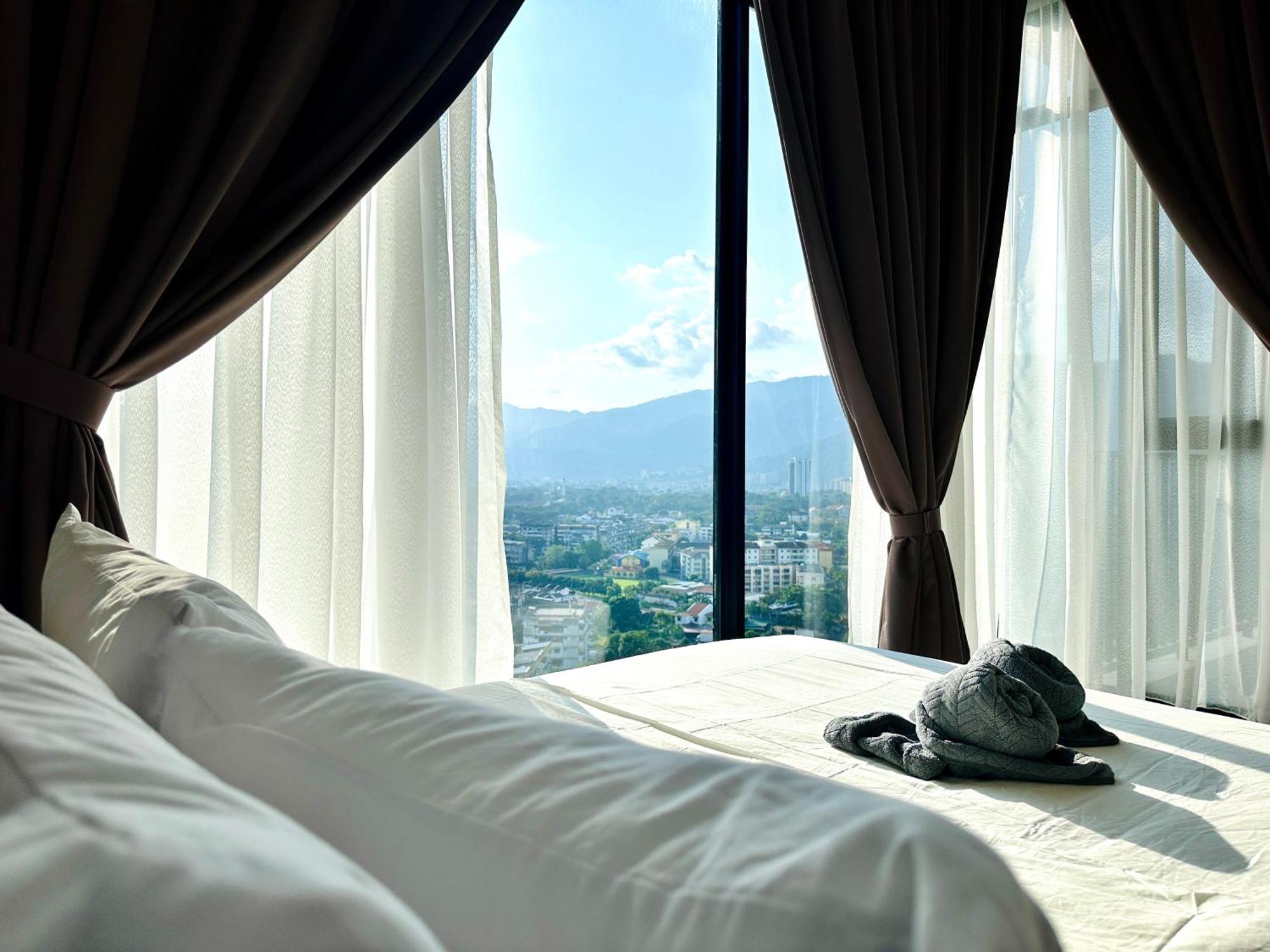 New 2Br Georgetown Warm And Lovely Homestay 10Pax-无敌美景两房民宿 Beacon Executive Suite Exteriör bild