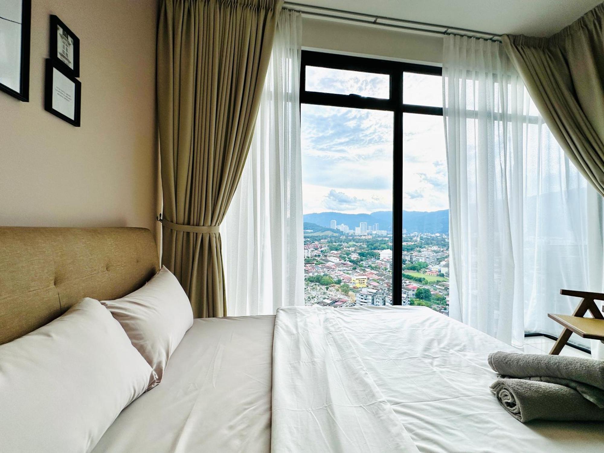 New 2Br Georgetown Warm And Lovely Homestay 10Pax-无敌美景两房民宿 Beacon Executive Suite Exteriör bild