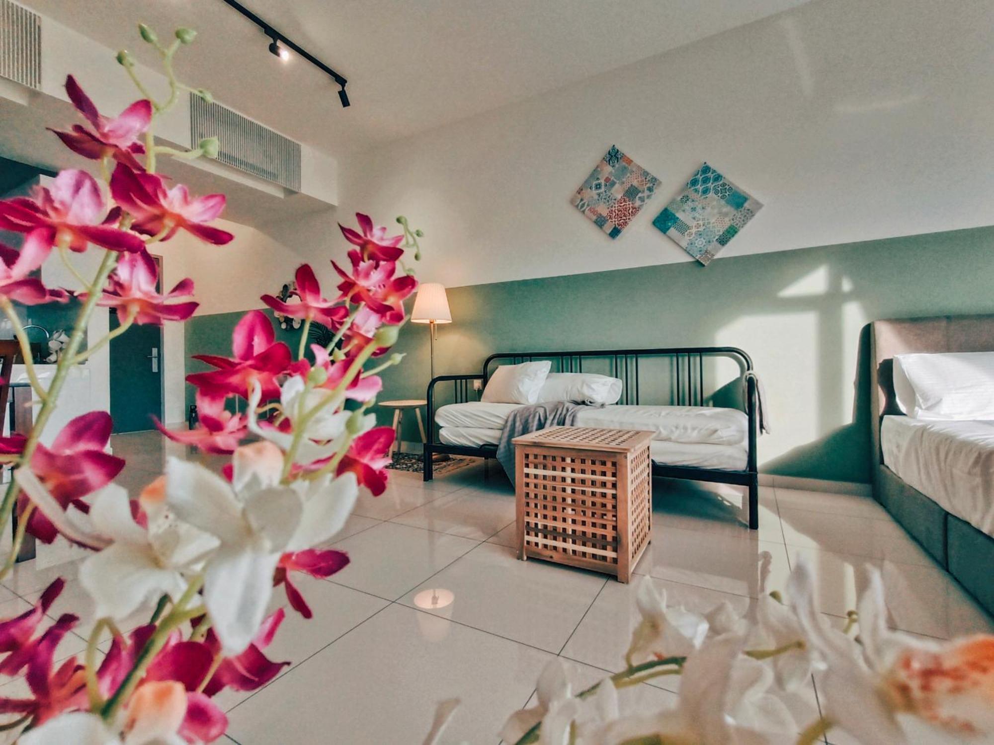 New 2Br Georgetown Warm And Lovely Homestay 10Pax-无敌美景两房民宿 Beacon Executive Suite Exteriör bild