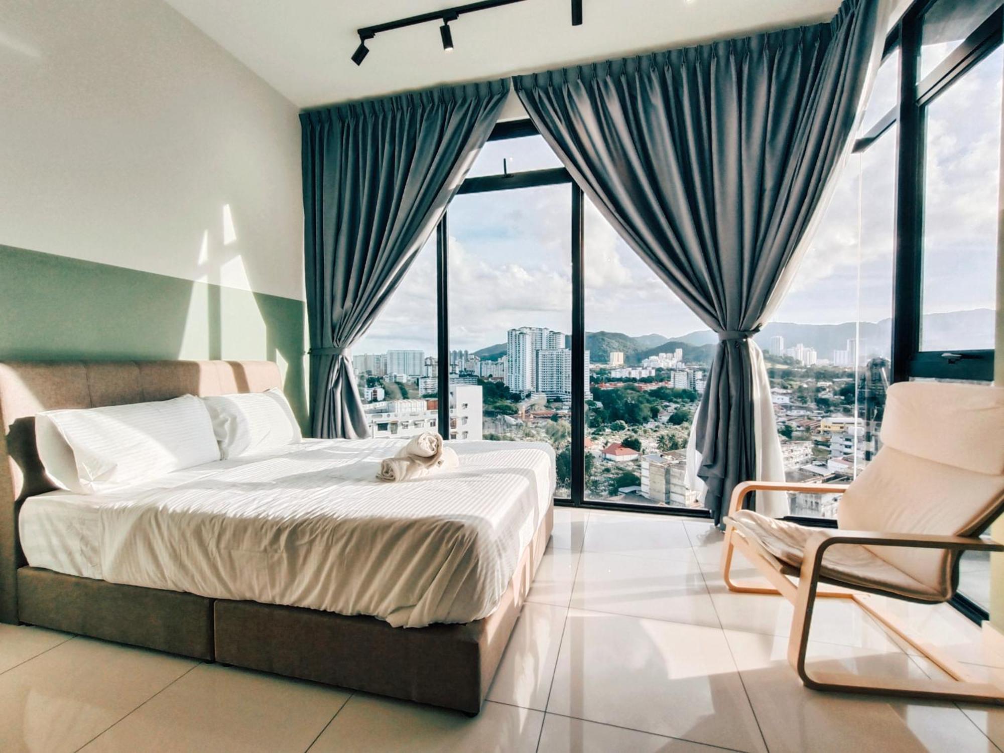 New 2Br Georgetown Warm And Lovely Homestay 10Pax-无敌美景两房民宿 Beacon Executive Suite Exteriör bild