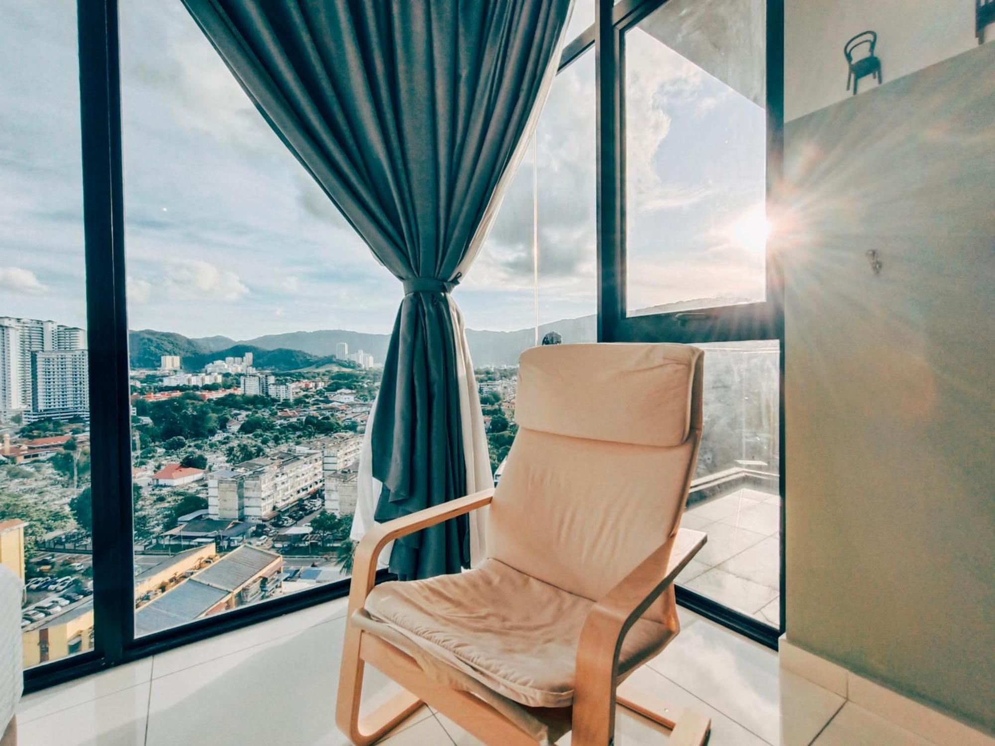 New 2Br Georgetown Warm And Lovely Homestay 10Pax-无敌美景两房民宿 Beacon Executive Suite Exteriör bild