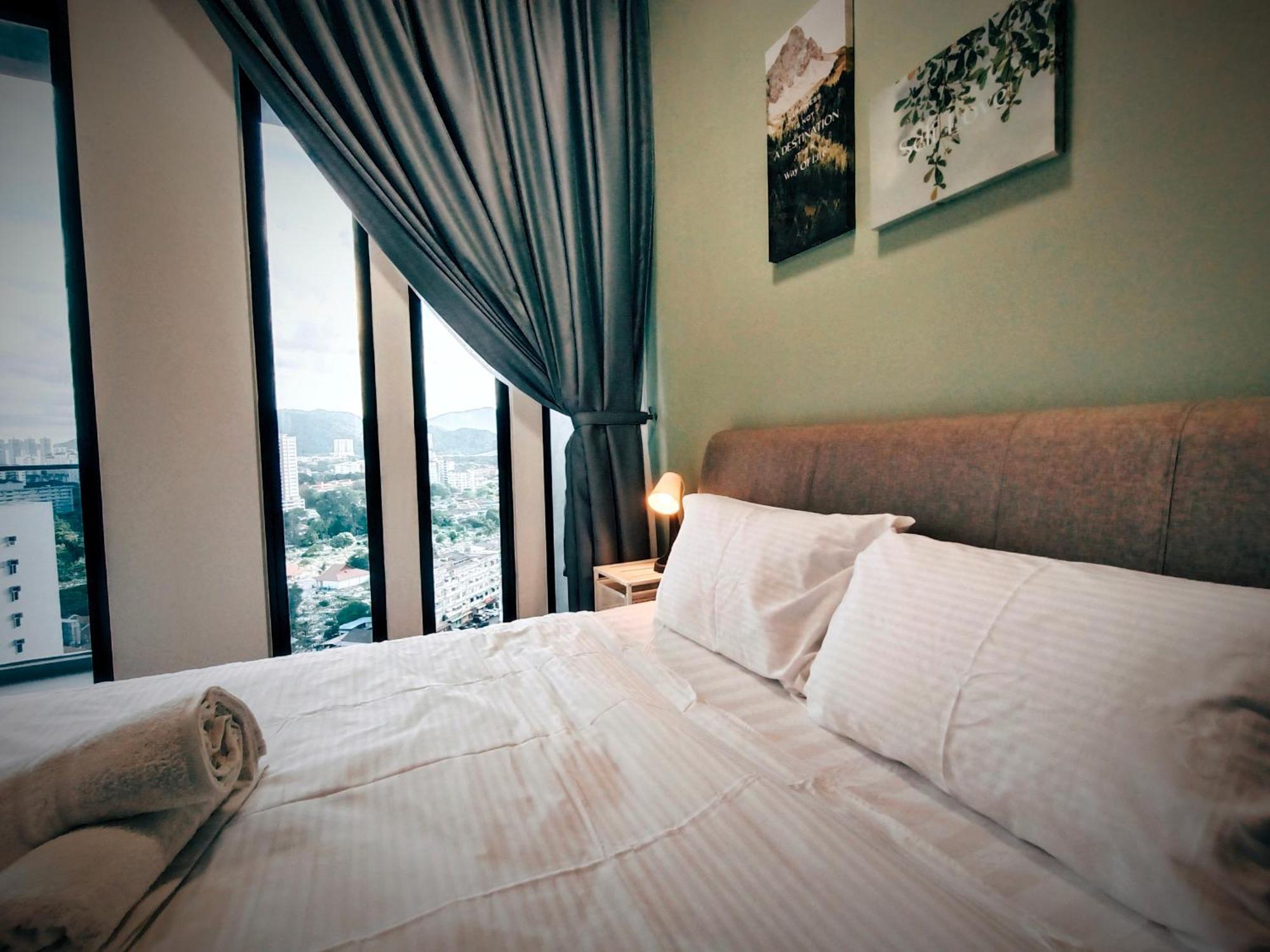 New 2Br Georgetown Warm And Lovely Homestay 10Pax-无敌美景两房民宿 Beacon Executive Suite Exteriör bild