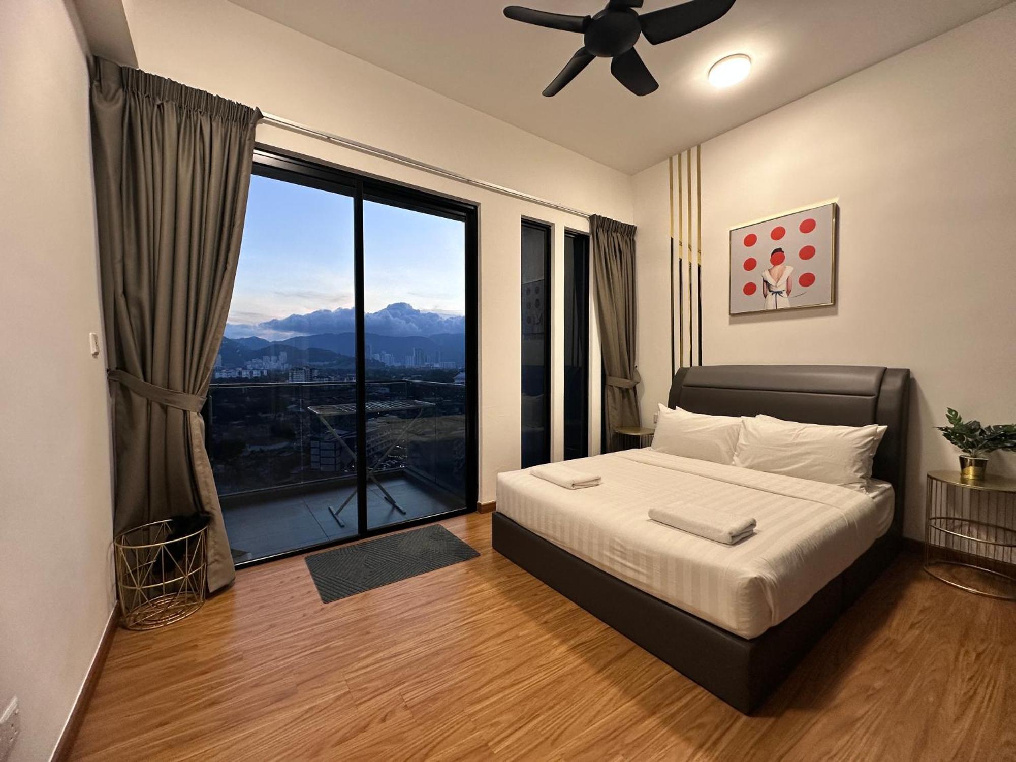 New 2Br Georgetown Warm And Lovely Homestay 10Pax-无敌美景两房民宿 Beacon Executive Suite Exteriör bild
